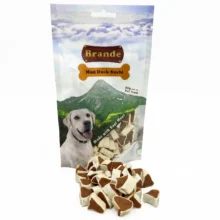 חטיף לכלבים של Brande בטעם ברווז, על עצם ללא דגנים וללא חומרי טעם וצבעי מאכל מלאכותיים